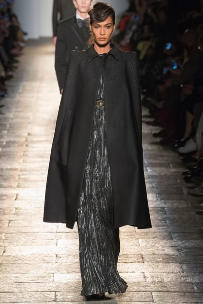 Look 61